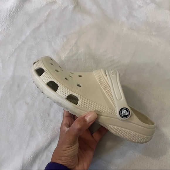 ❌Crocs Classic Clog Bone - Picture 2 of 8
